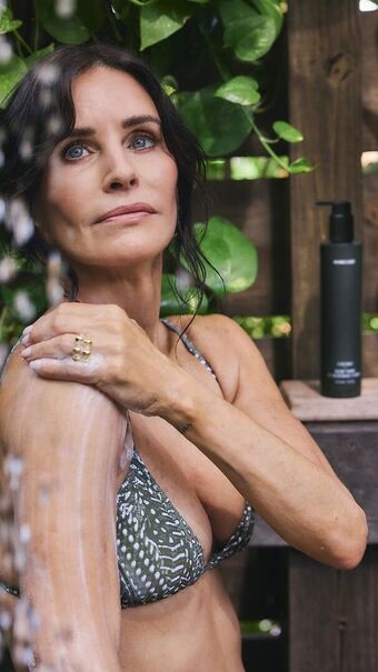 Courtney Cox Nude Leaks OnlyFans Photo 39