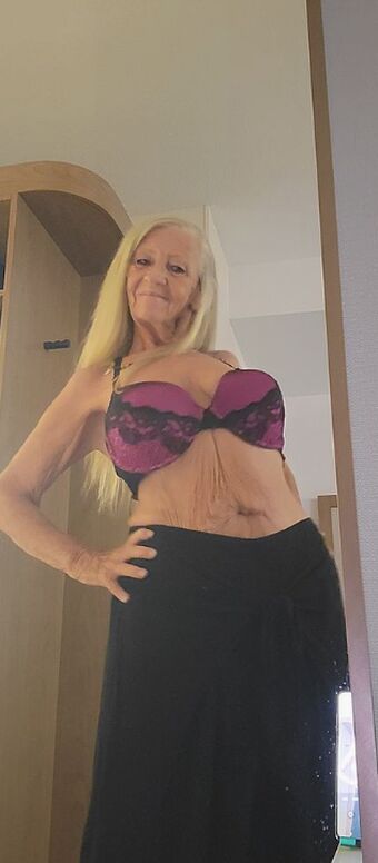 grannyfuxalot Nude Leaks OnlyFans Photo 6