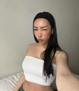 Kamilla Wong Nude Leaks OnlyFans Photo 14