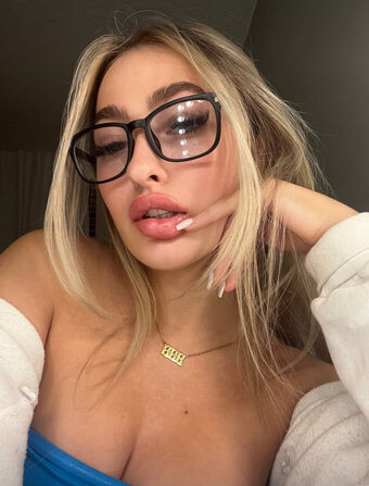 KylieTaylorr Nude Leaks OnlyFans Photo 2