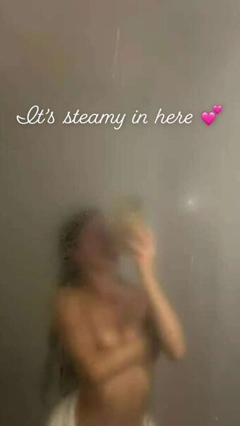 Sarahonthegram Nude Leaks OnlyFans Photo 2