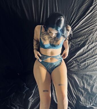 aphrodites_ashes Nude Leaks OnlyFans Photo 7