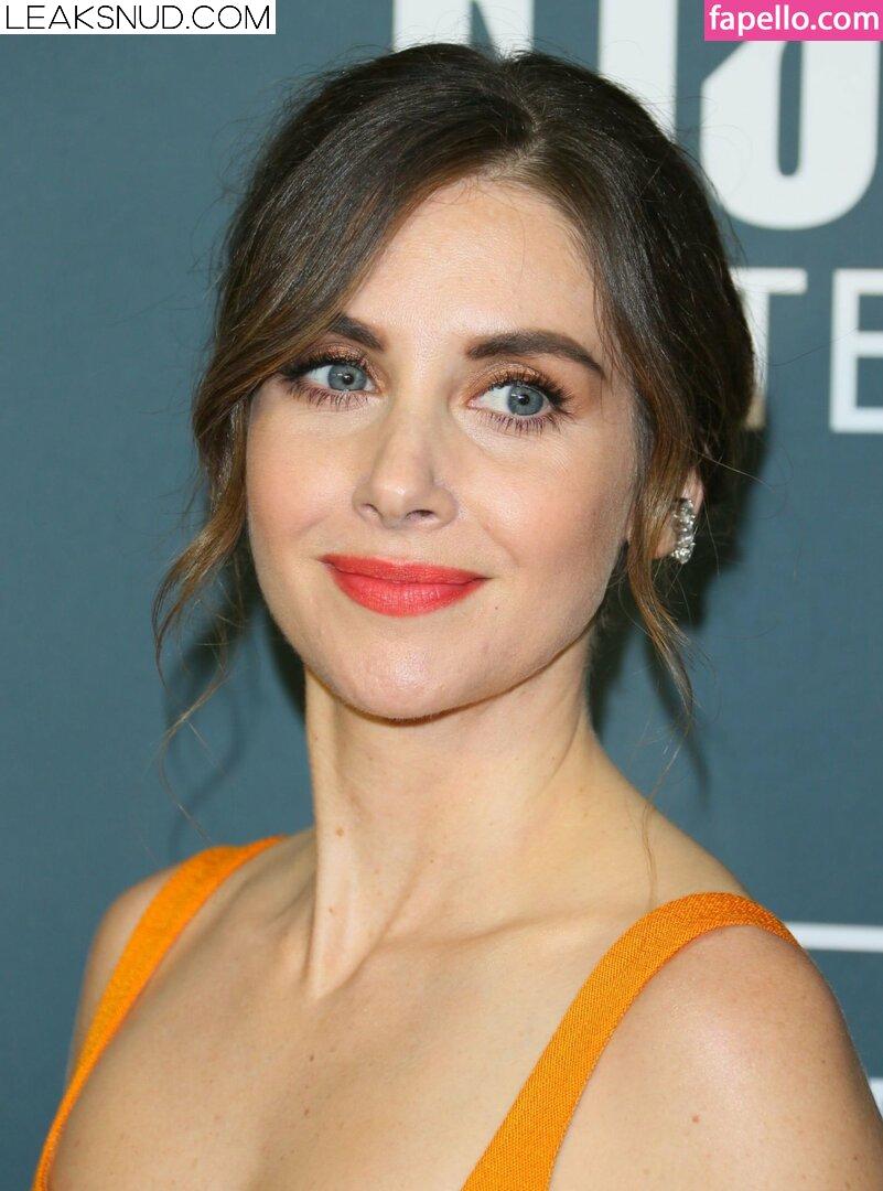 Alison Brie Nude leaks Onlyfans - EroMe