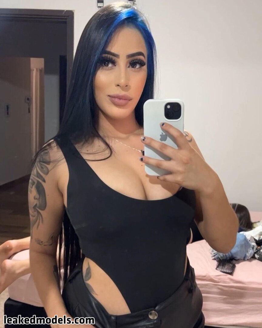 Ana Laura Nude Leaks OnlyFans Photo 6