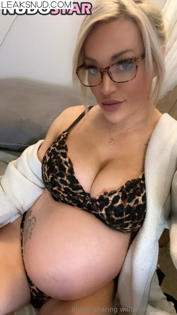 Katbaby0 / kathryn.klapperich Nude leaks Onlyfans - EroMe