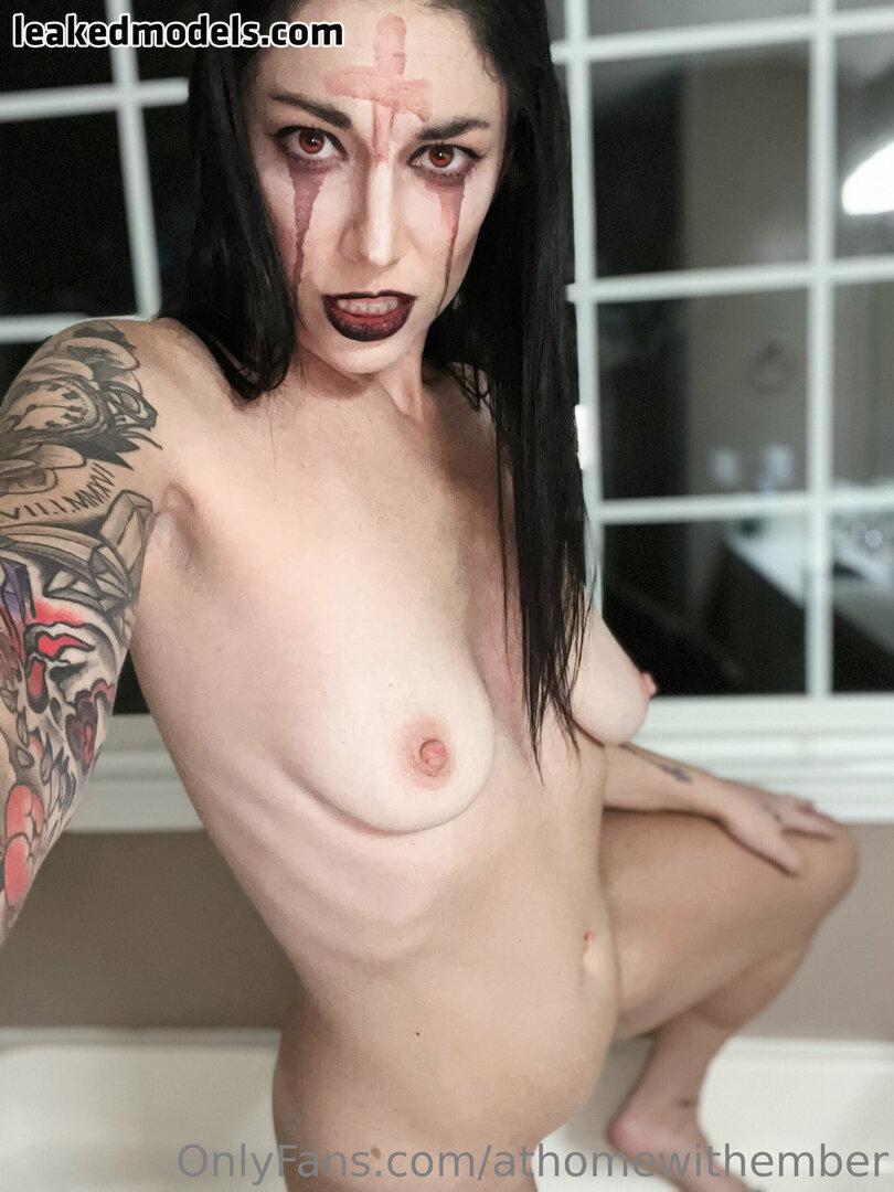 embershome Nude Leaks OnlyFans Photo 32