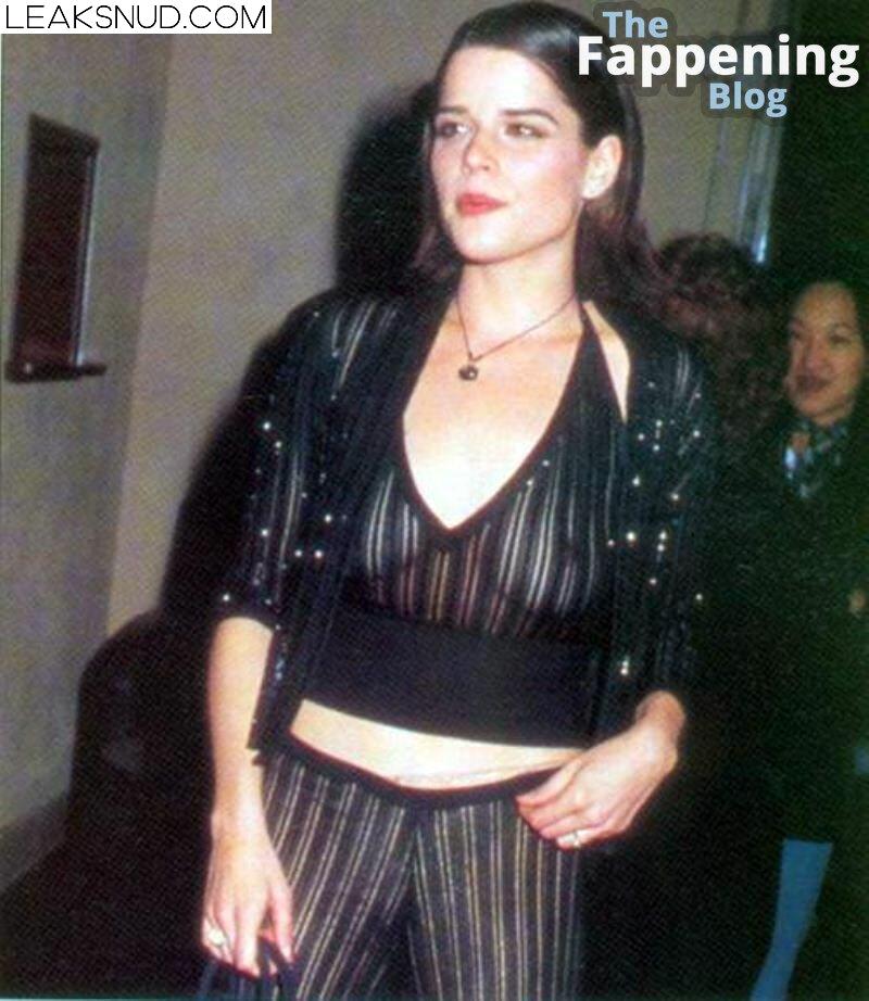 Neve Campbell / nevecampbell Nude leaks Onlyfans - EroMe